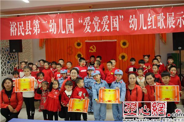 小猫钓鱼游戏龙王版有船